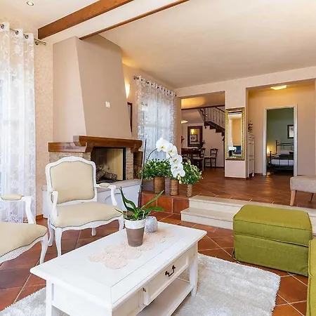 Villa Salvea بوريتش