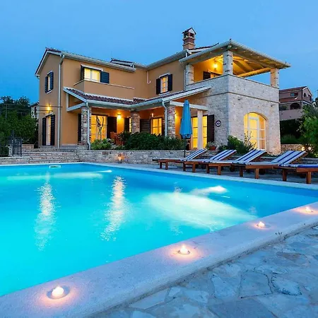 Villa Salvea * بوريتش