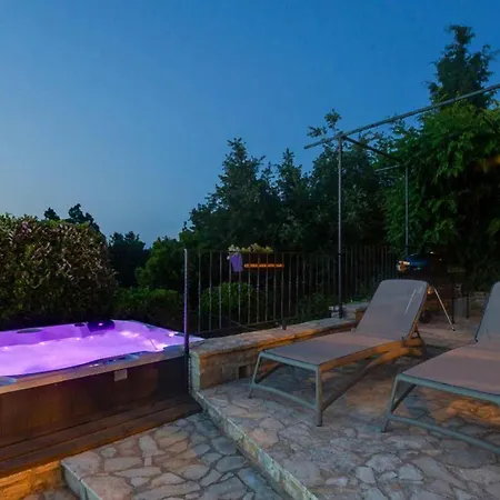 بيت للعطل Villa Salvea بوريتش