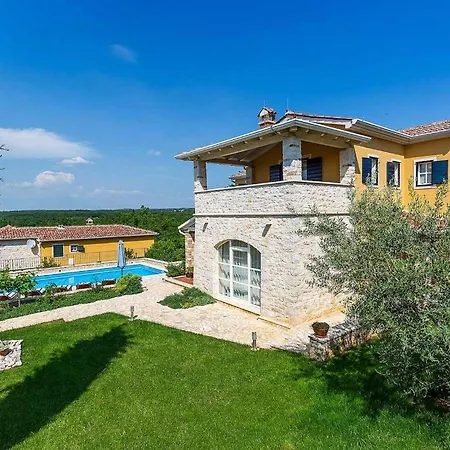 Villa Salvea * بوريتش